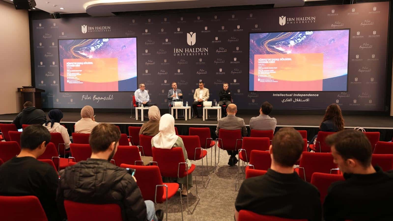 War in the Gulf and the Crisis of Regional Order Were Discussed at the First Panel Organized by Gulf Studies and Global Policies Center